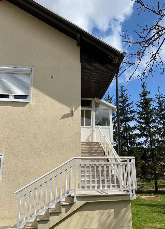 Apartman Potok Лівно Екстер'єр фото