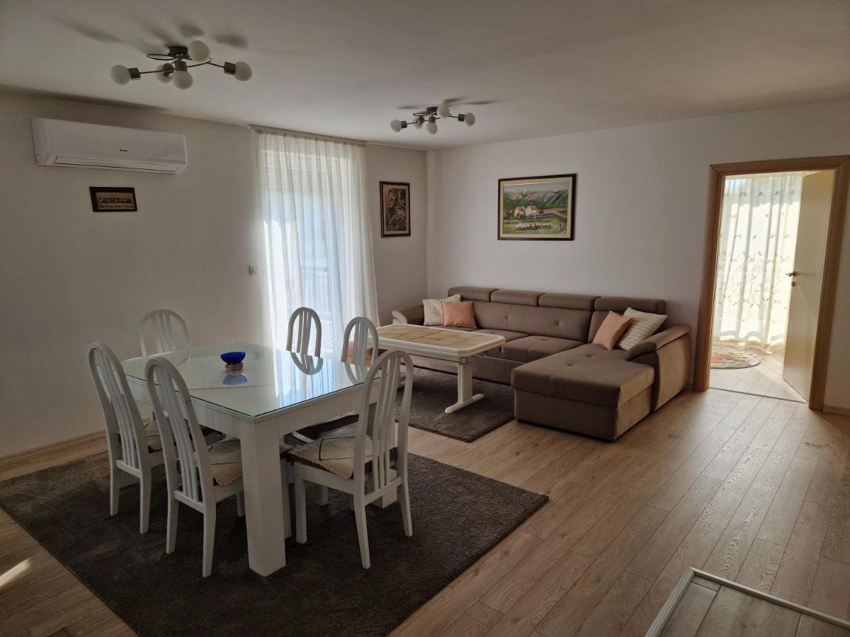 Apartman Potok Лівно Екстер'єр фото